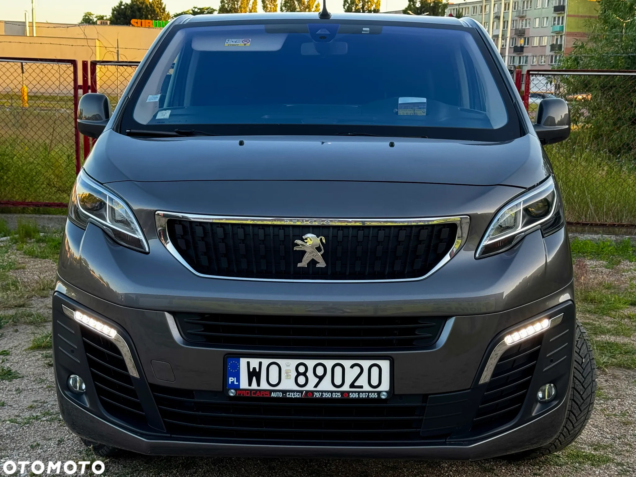 Peugeot Expert 2.0 BlueHDi Standard 2,8t (bryg.) S&S EAT8 - 2