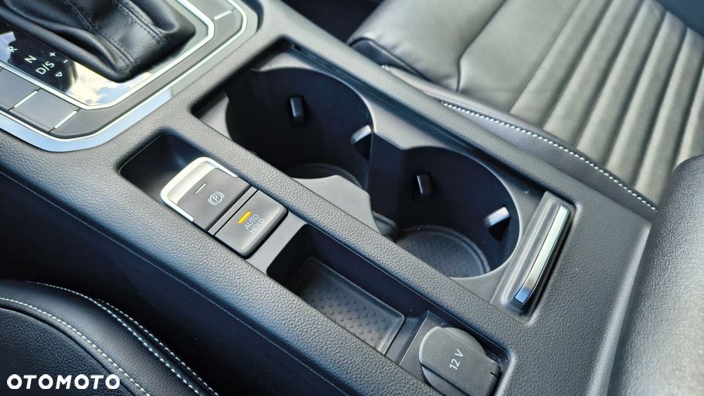 Volkswagen Passat Alltrack - 30