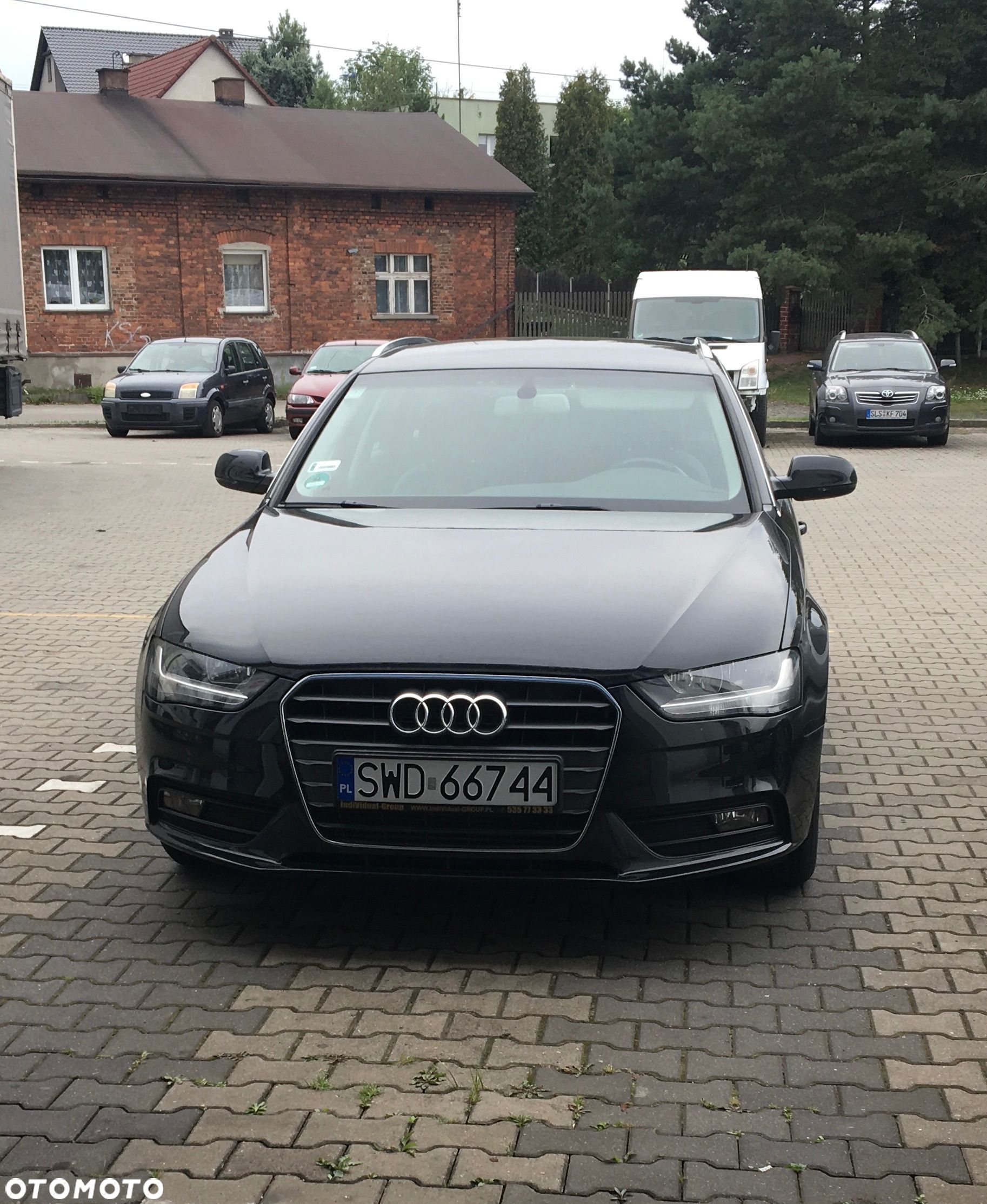 Audi A4 Avant 1.8 TFSI Ambiente - 1