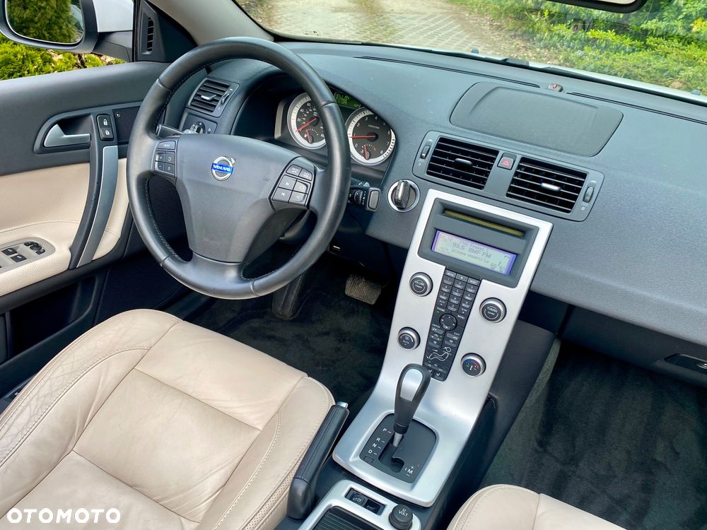 Volvo C70 T5 Summum - 24
