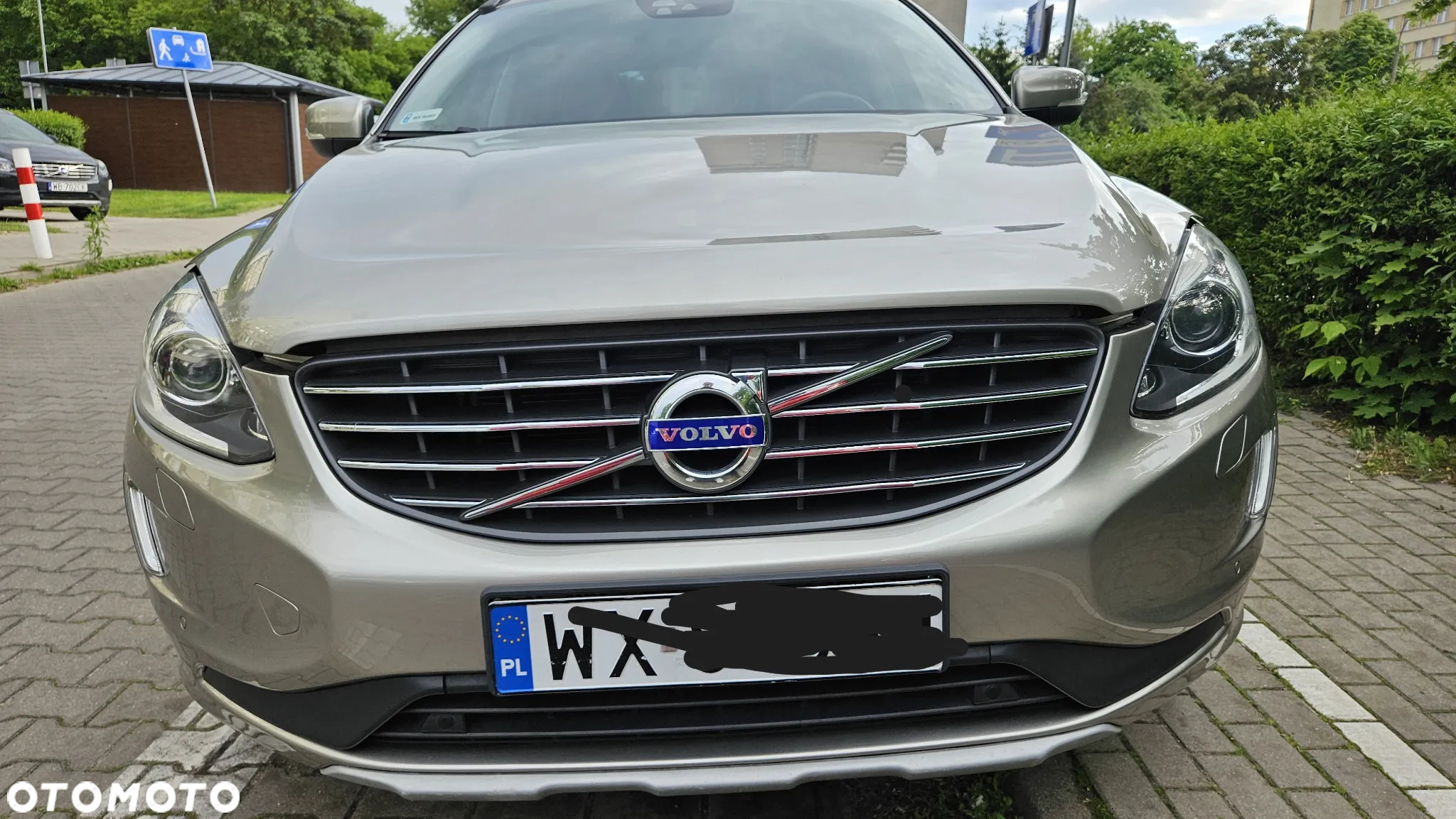 Volvo XC 60 D4 Drive-E Momentum - 27