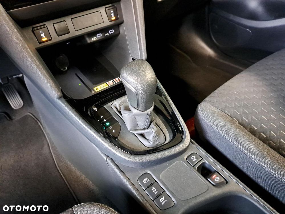 Toyota Yaris Cross Hybrid 1.5 Style - 26