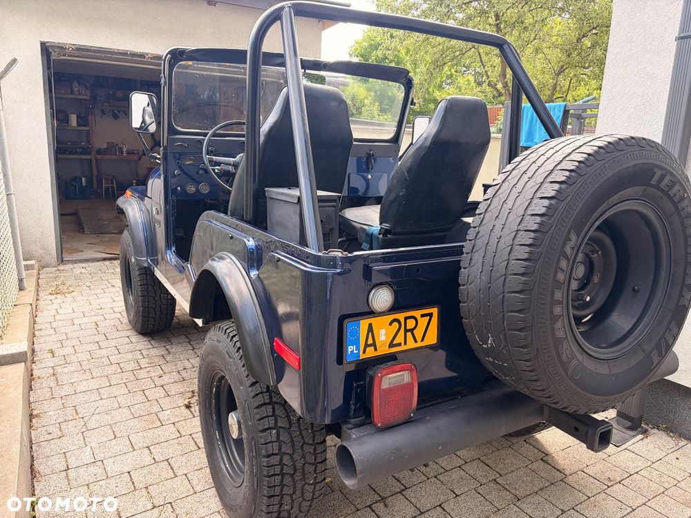 Jeep CJ - 11