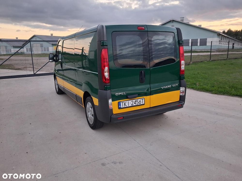 Opel Vivaro - 8
