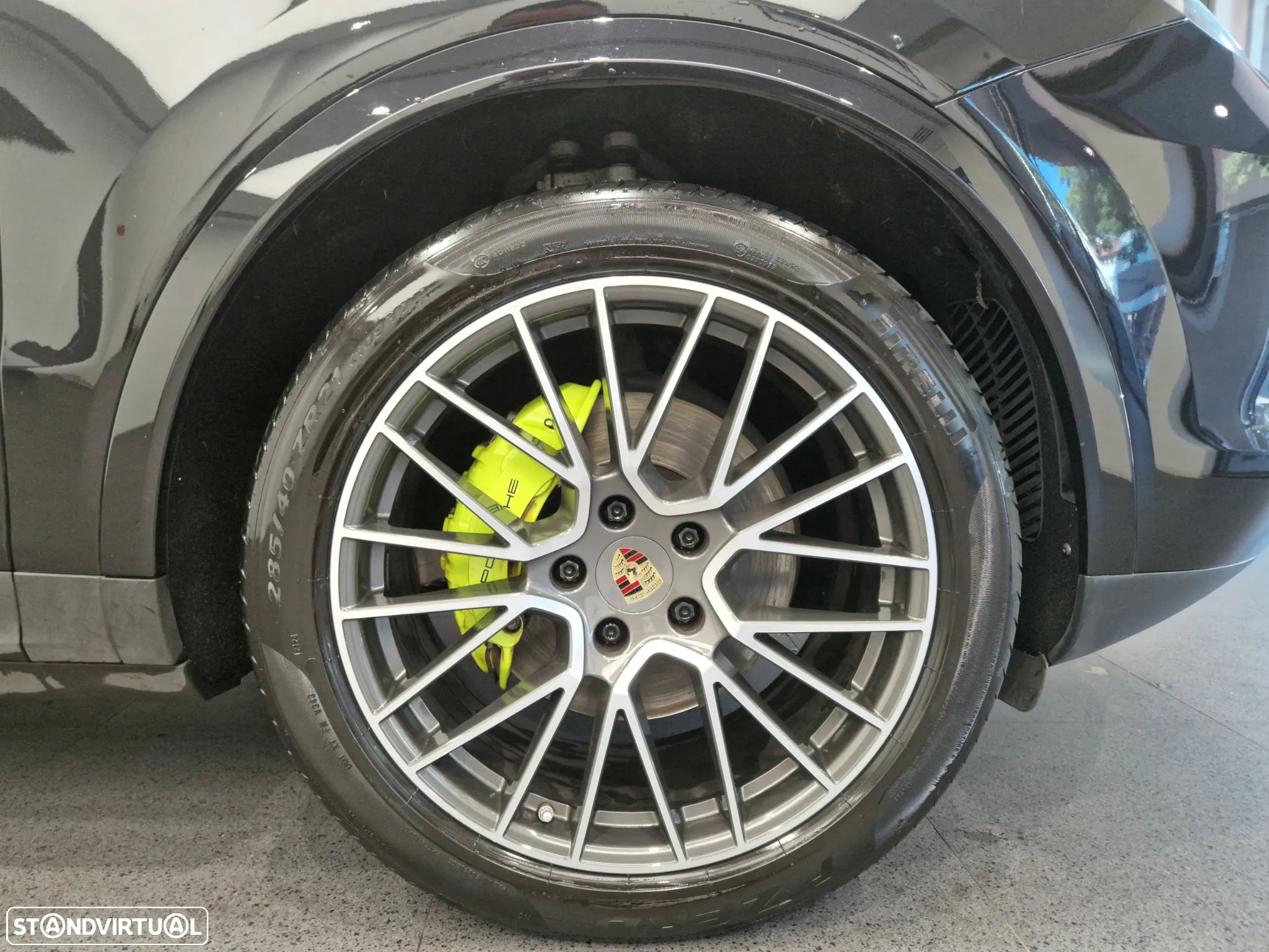 Porsche Cayenne Coupé E-Hybrid - 12