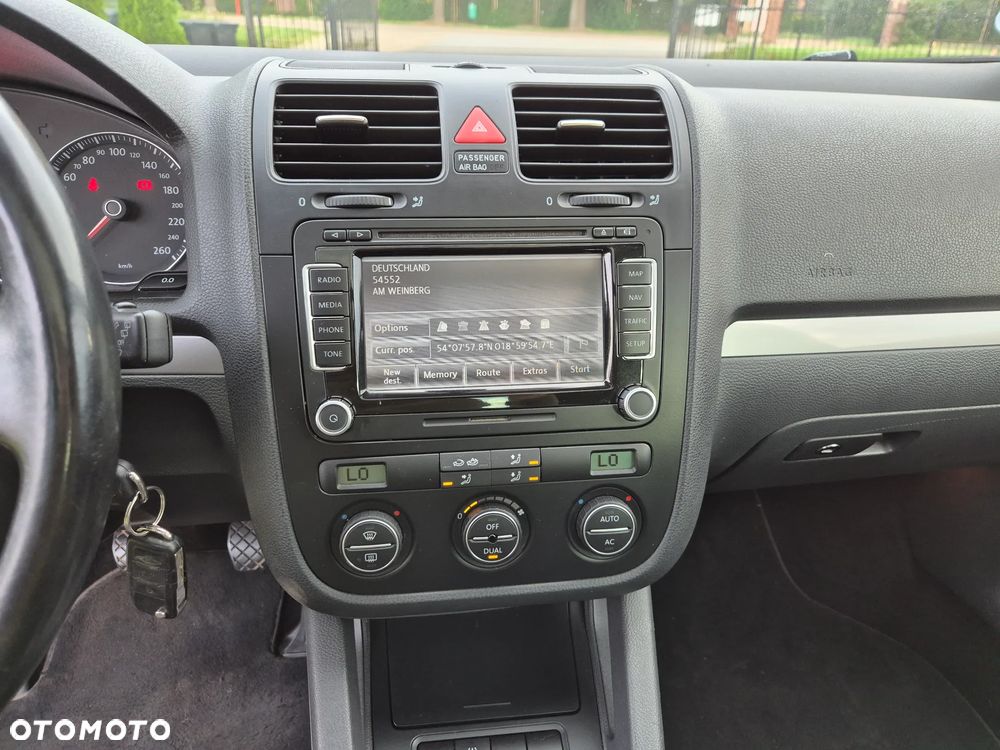 Volkswagen Golf 2.0 TDI DPF Trendline - 7