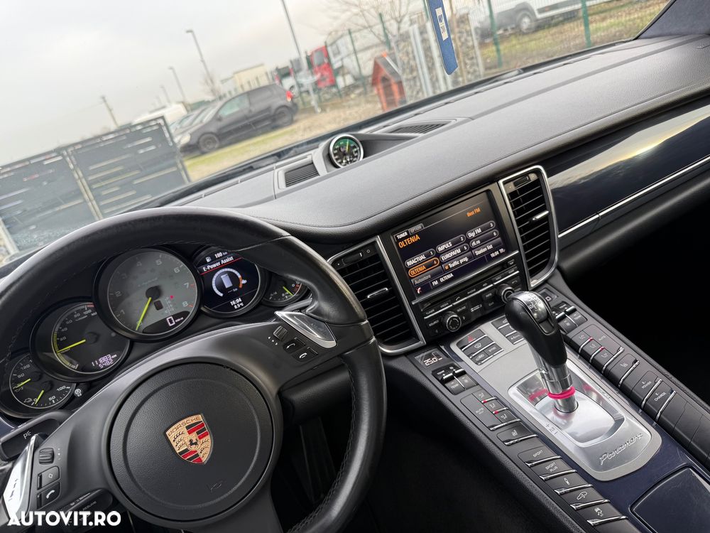 Porsche Panamera S Hybrid PDK - 7