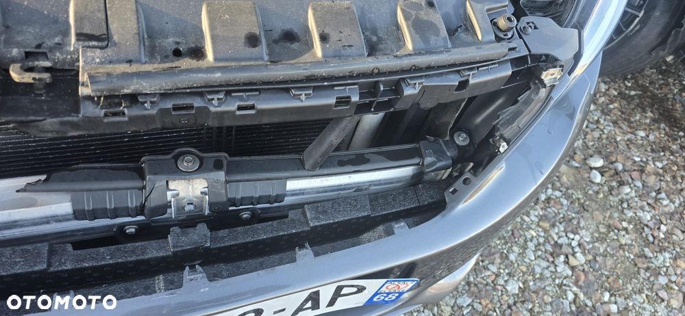 Peugeot 308 BlueHDi 130 EAT6 Stop & Start Allure - 11