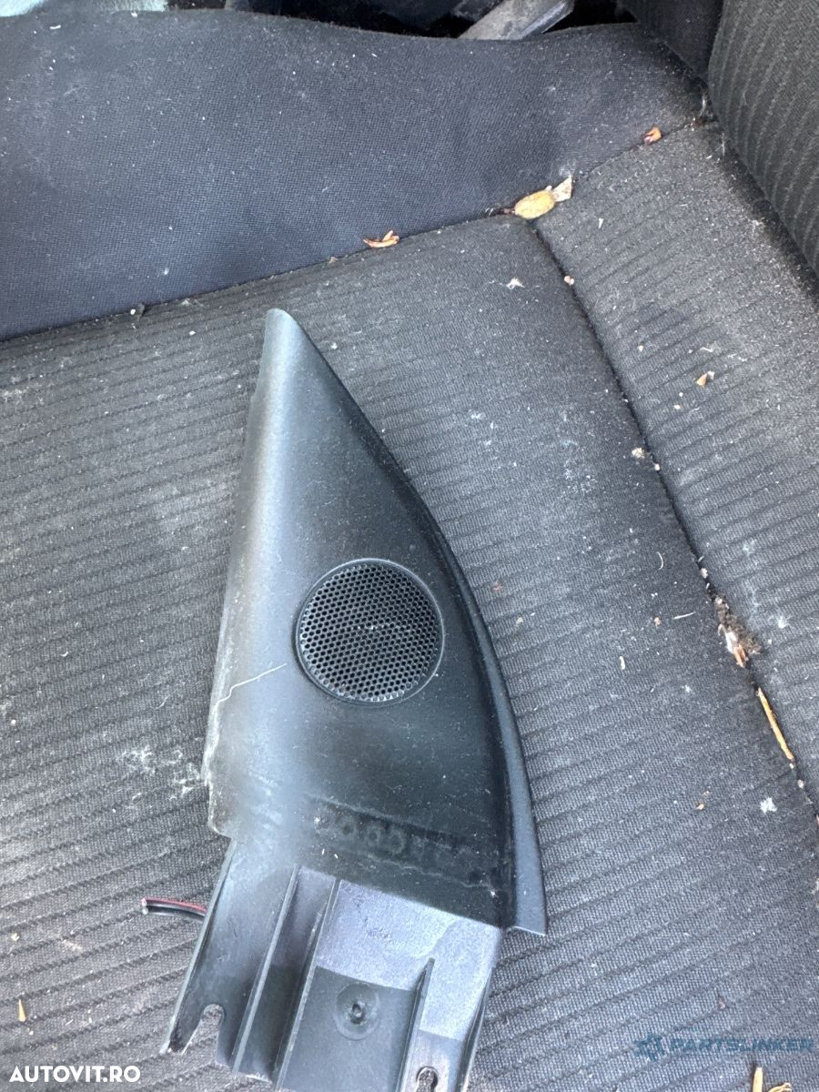 Difuzor de inalta frecventa portiera fata VOLKSWAGEN PASSAT 3B3 2000 - 2005 1.6 1.6 ALZ 3B0035411F - 2