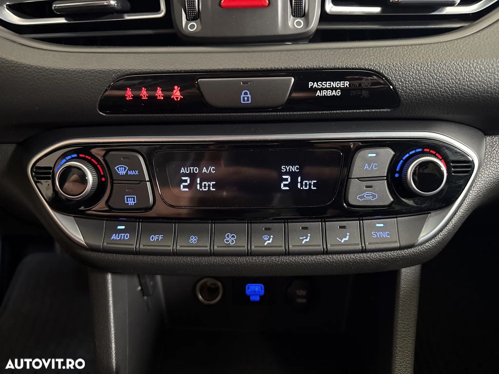 Hyundai i30 - 19
