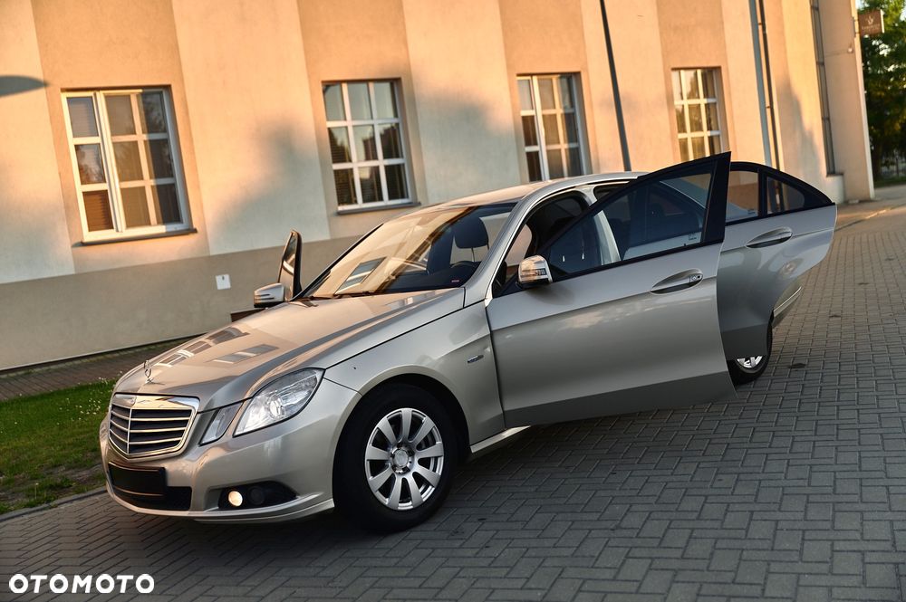 Mercedes-Benz Klasa E 200 CDI - 20