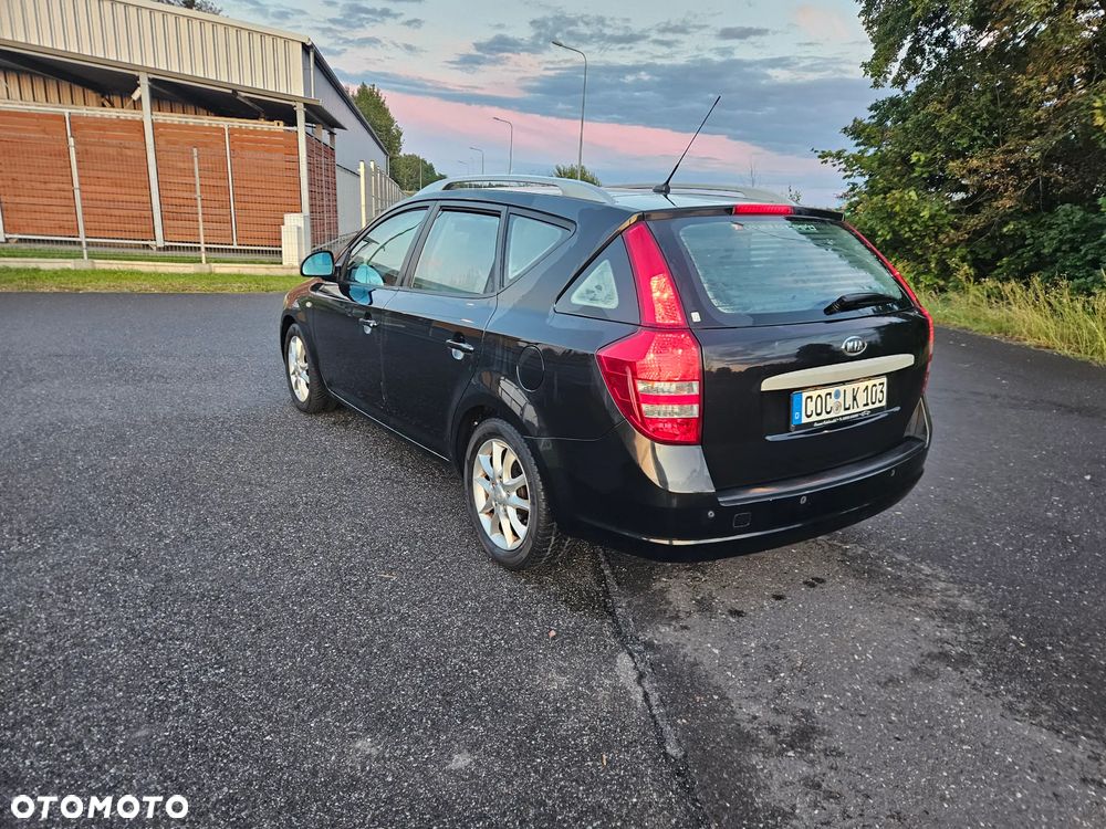 Kia Ceed - 5