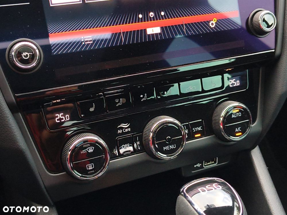 Skoda Octavia 2.0 TDI L&K DSG - 11