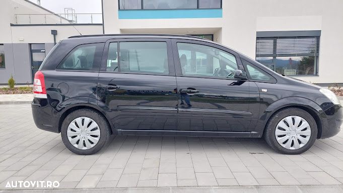 Opel Zafira - 2