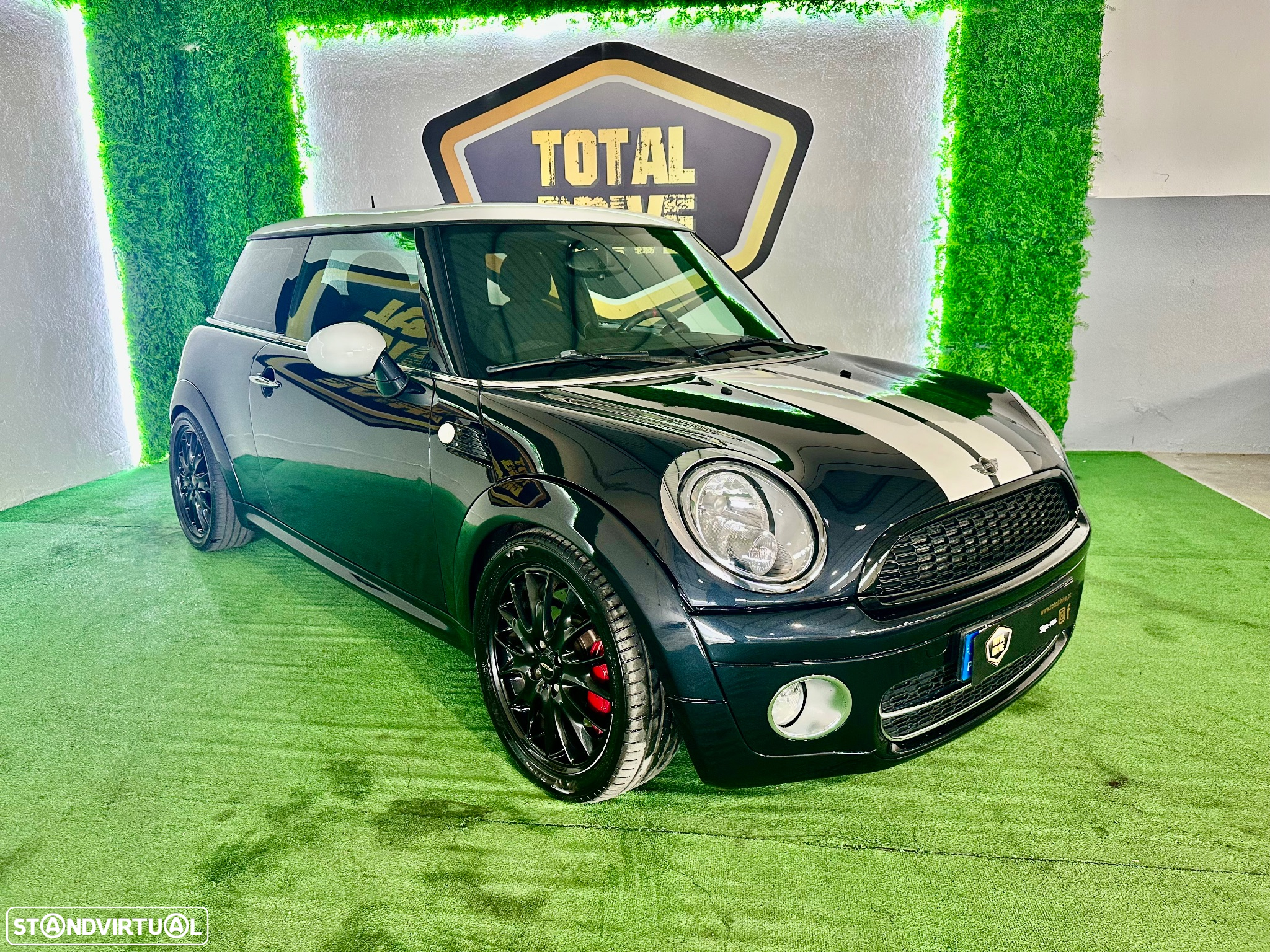 MINI 3 Portas Cooper D - 3