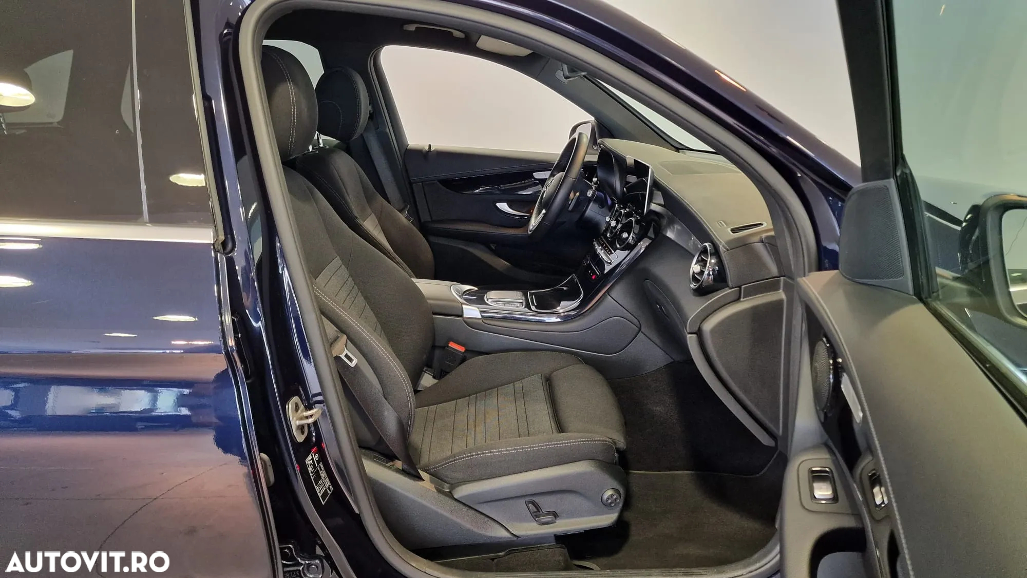 Mercedes-Benz GLC 300 e 4Matic 9G-TRONIC - 12