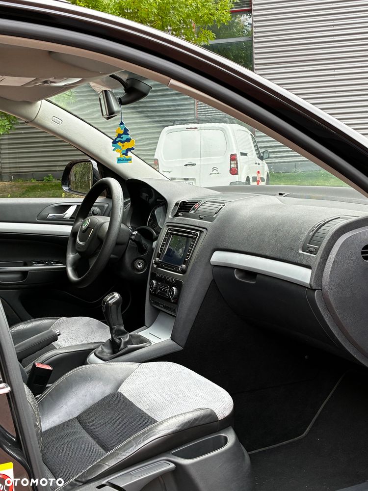 Skoda Octavia 1.6 TDI Ambition - 14