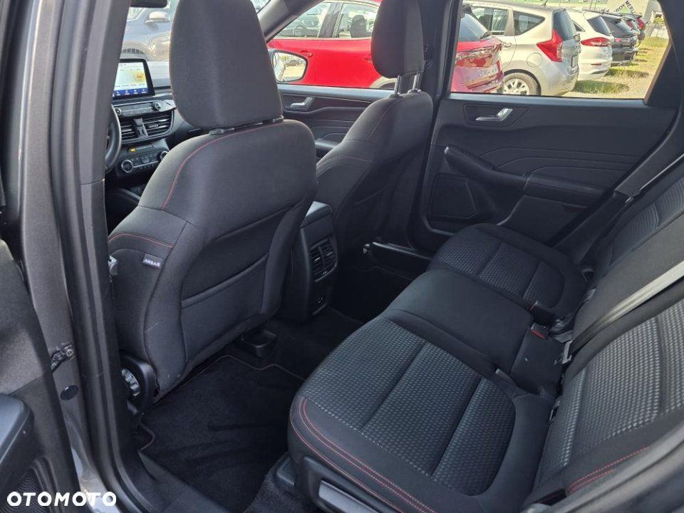 Ford Kuga - 11