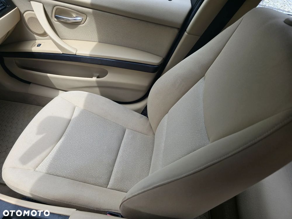 BMW Seria 3 325i - 10