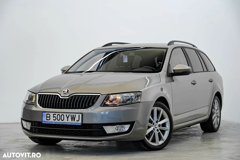 Skoda Octavia 1.6 TDI STYLE DSG - 1