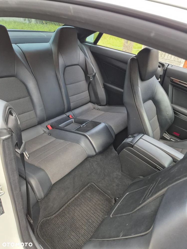 Mercedes-Benz Klasa E 250 CDI DPF Coupe BlueEFFICIENCY Avantgarde - 6
