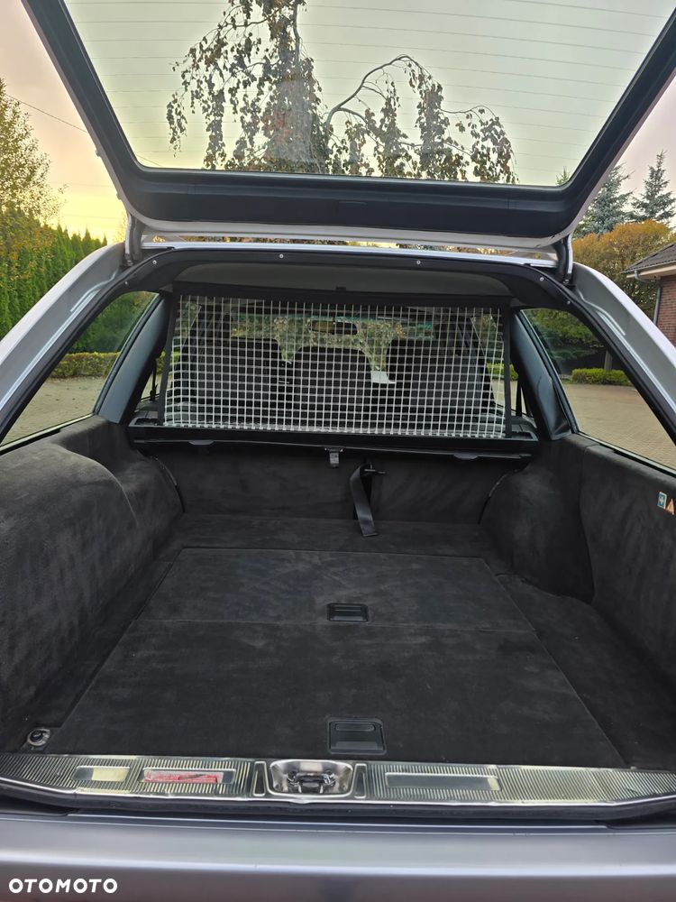 Mercedes-Benz W124 (1984-1993) - 19