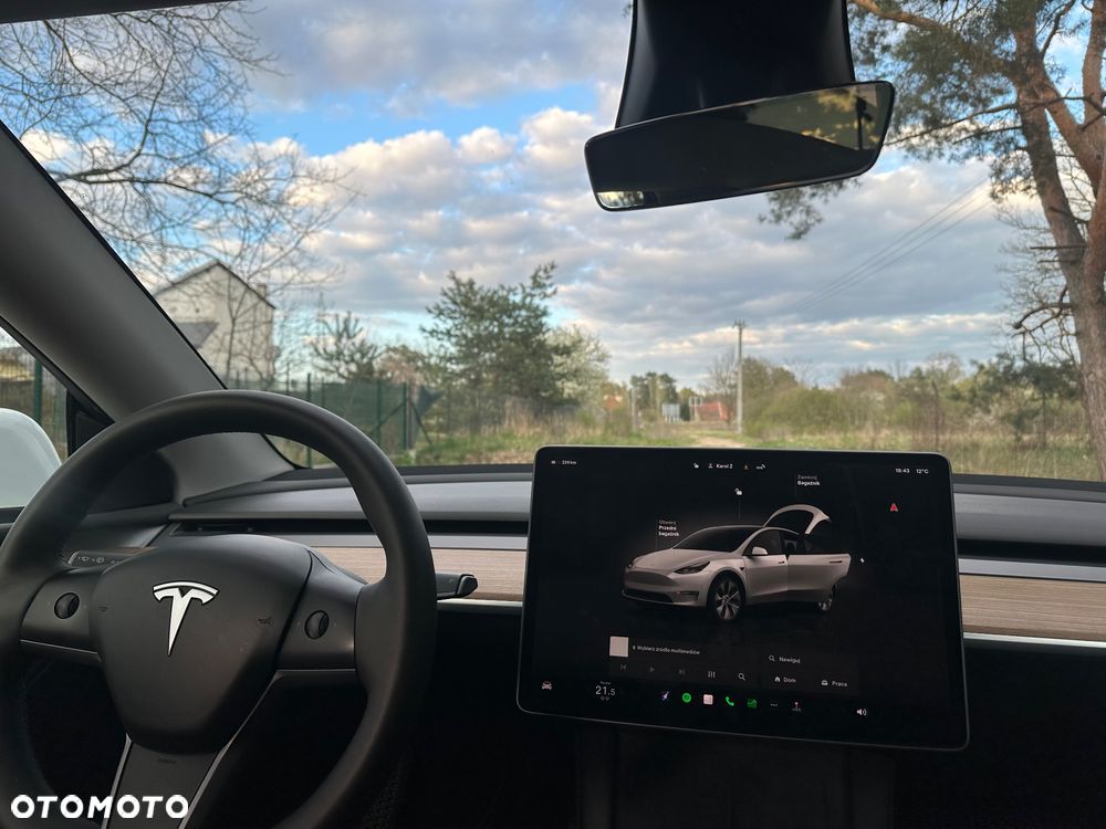 Tesla Model Y 79kWh Long Range RWD - 19