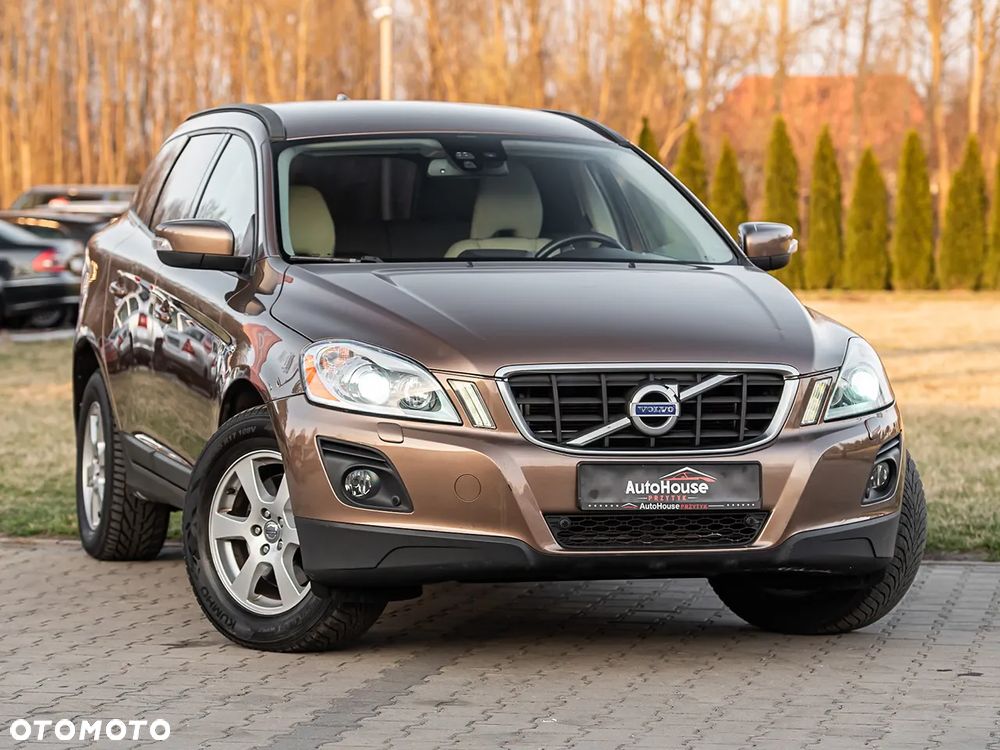 Volvo XC 60 D5 AWD Kinetic - 1