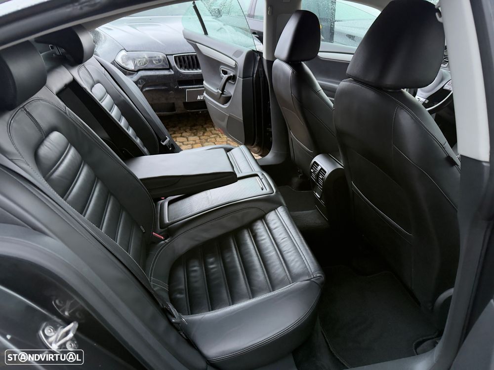 VW Passat CC 2.0 TDi Exclusive - 51