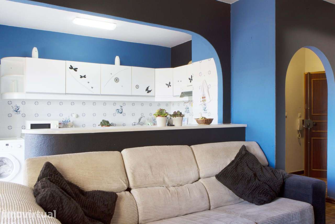Apartamento T1 Alto dos Moinhos com 1 lugar de parqueamento - Grande imagem: 4/19