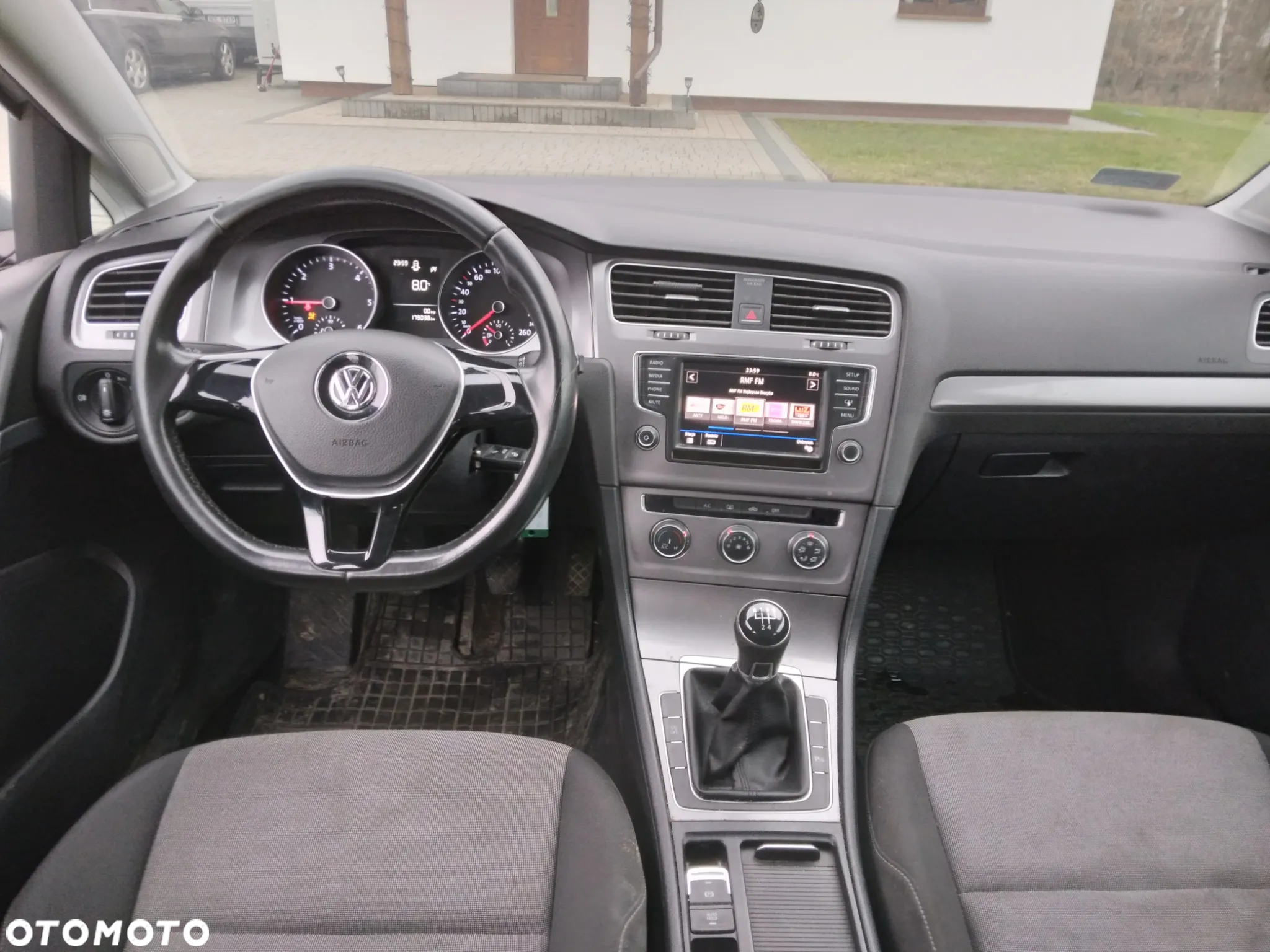 Volkswagen Golf VII 1.6 TDI BlueMotion Trendline - 7