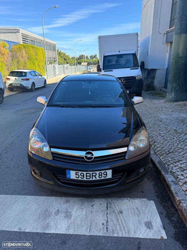 Opel Astra GTC 1.3 CDTI - 1