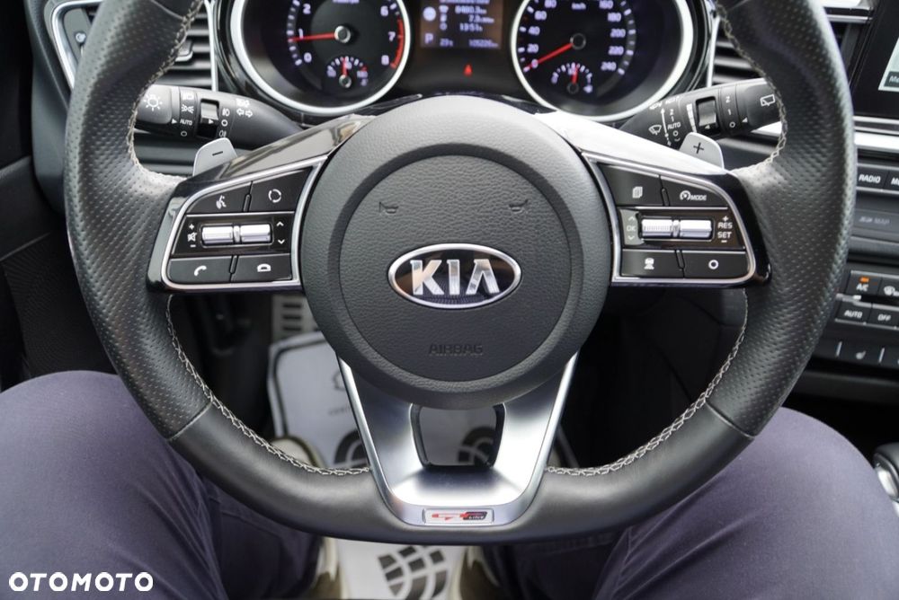 Kia Ceed 1.4 T-GDI DCT OPF GT Line - 11
