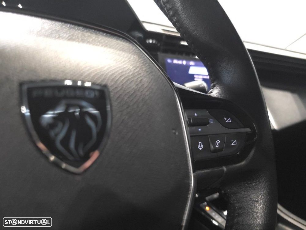 Peugeot 308 SW BlueHDi 130 EAT8 Allure - 26