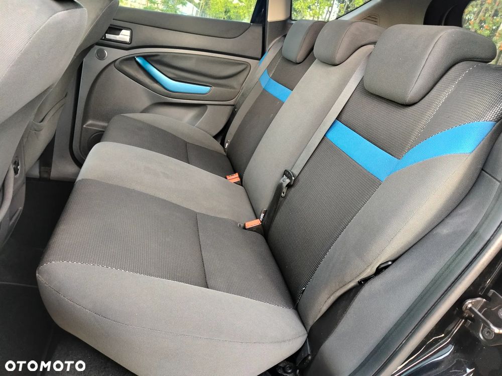 Ford Kuga 2.0 TDCi Titanium - 12