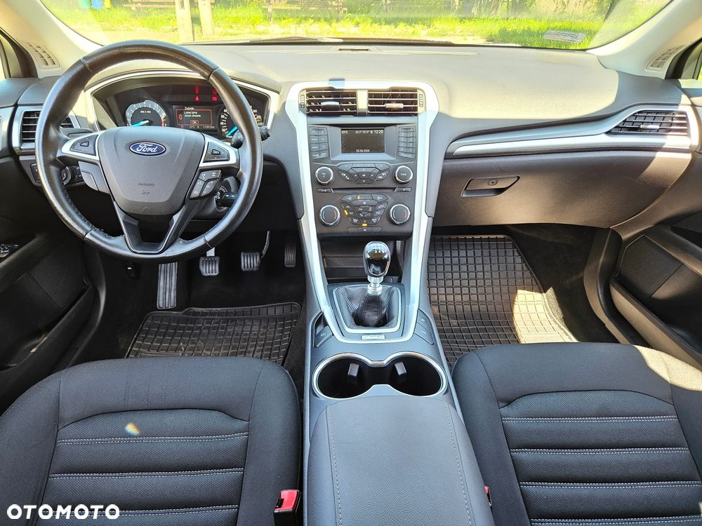 Ford Mondeo 1.5 EcoBoost Ambiente Plus - 20