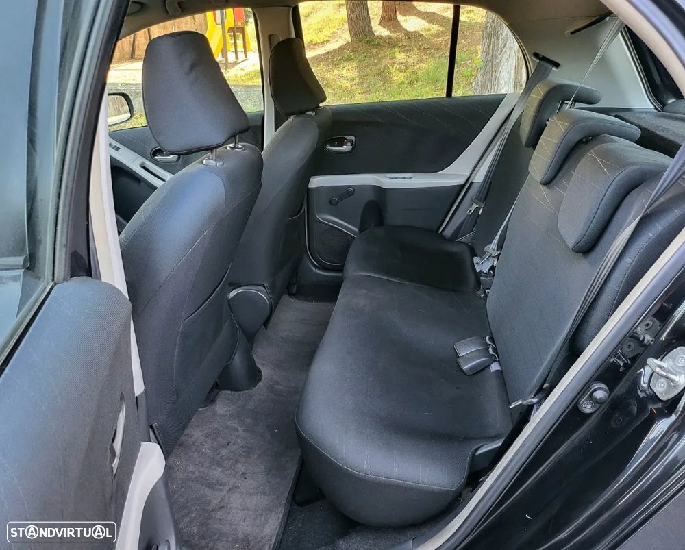 Toyota Yaris 1.4 D-4D Sport - 10