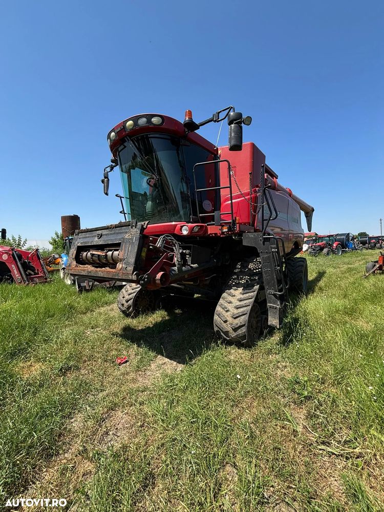 Case IH CASE IH 9230 + Heder paioase+ Carucior - 1