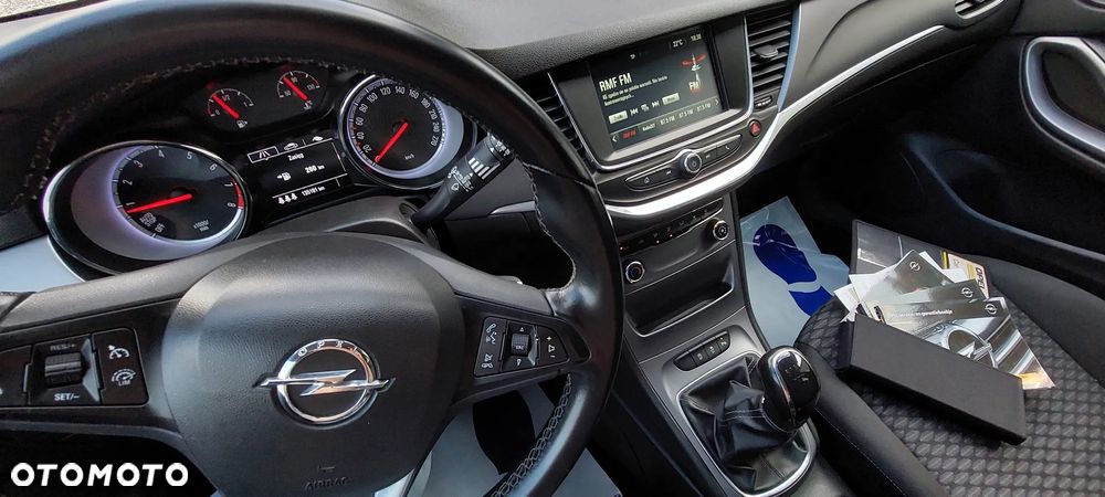 Opel Astra 1.4 Turbo Dynamic - 31