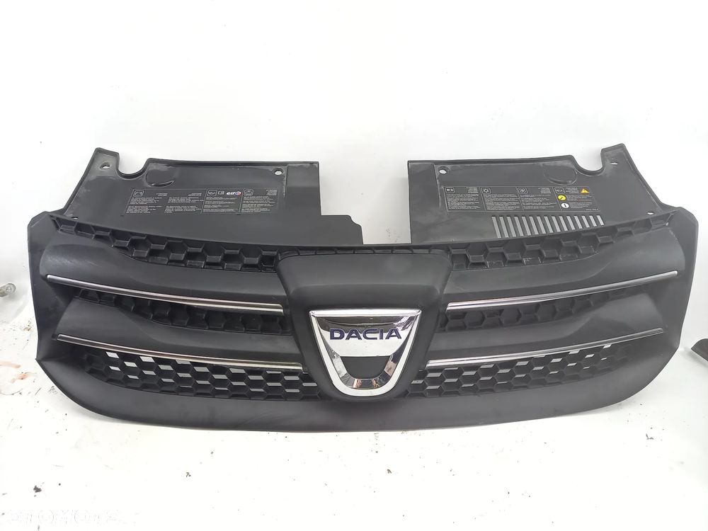 GRILL ATRAPA ZNACZEK PRZÓD DACIA SANDERO II STEPWAY - 3