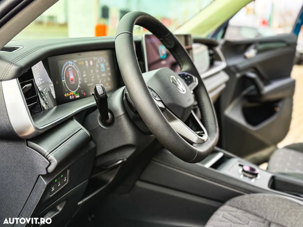 Volkswagen Tayron 1.5 TSI DSG PHEV Life - 14