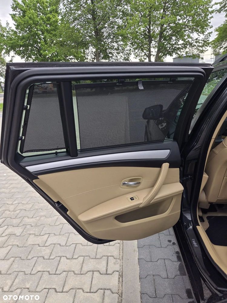 BMW Seria 5 520d - 19