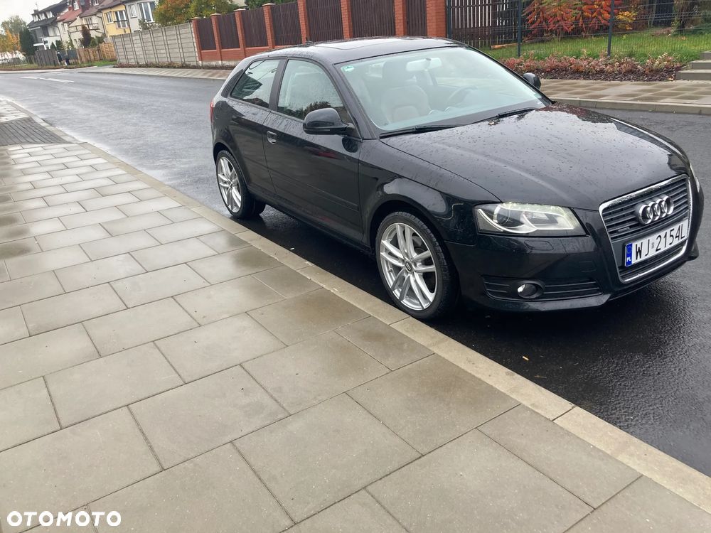 Audi A3 3-drzwiowe 2.0 TDI DPF Quattro Ambition - 30