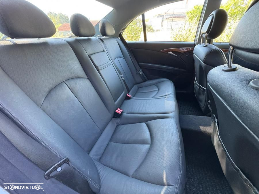 Mercedes-Benz E 270 CDi Elegance - 22