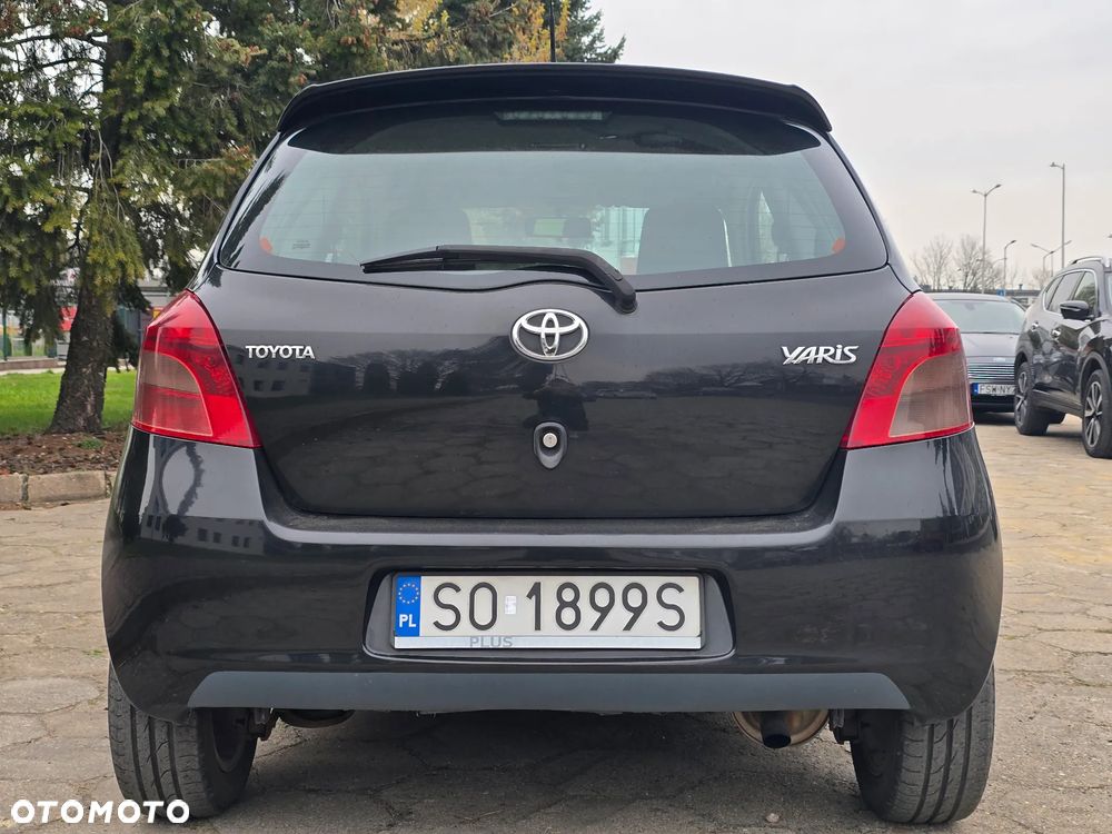 Toyota Yaris - 6
