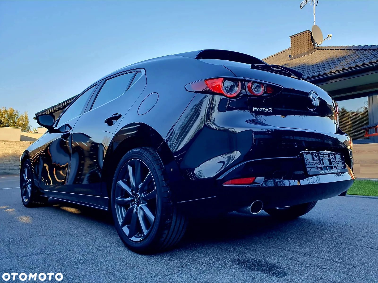Mazda 3 e-SKYACTIV-G 2.0 M HYBRID - 22
