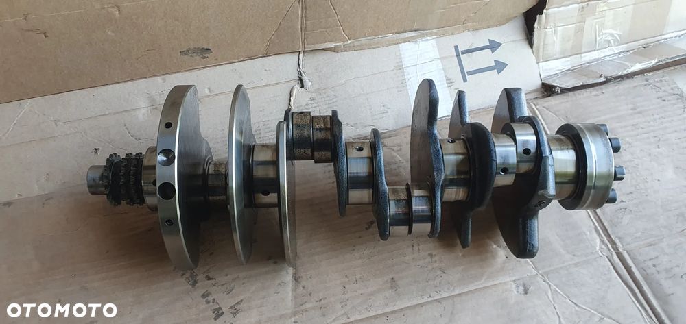 Wał korbowy silnika Mercedes ML W163 Lift 4.0 CDI A62800 - 8