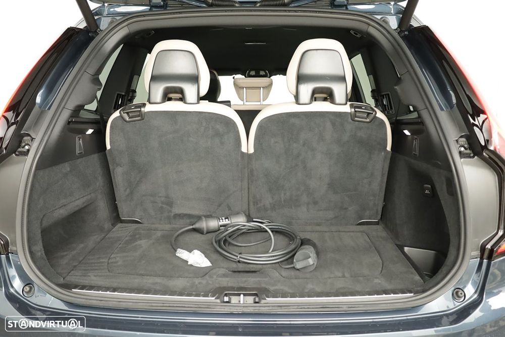Volvo XC 90 2.0 T8 PHEV Plus Bright AWD - 24