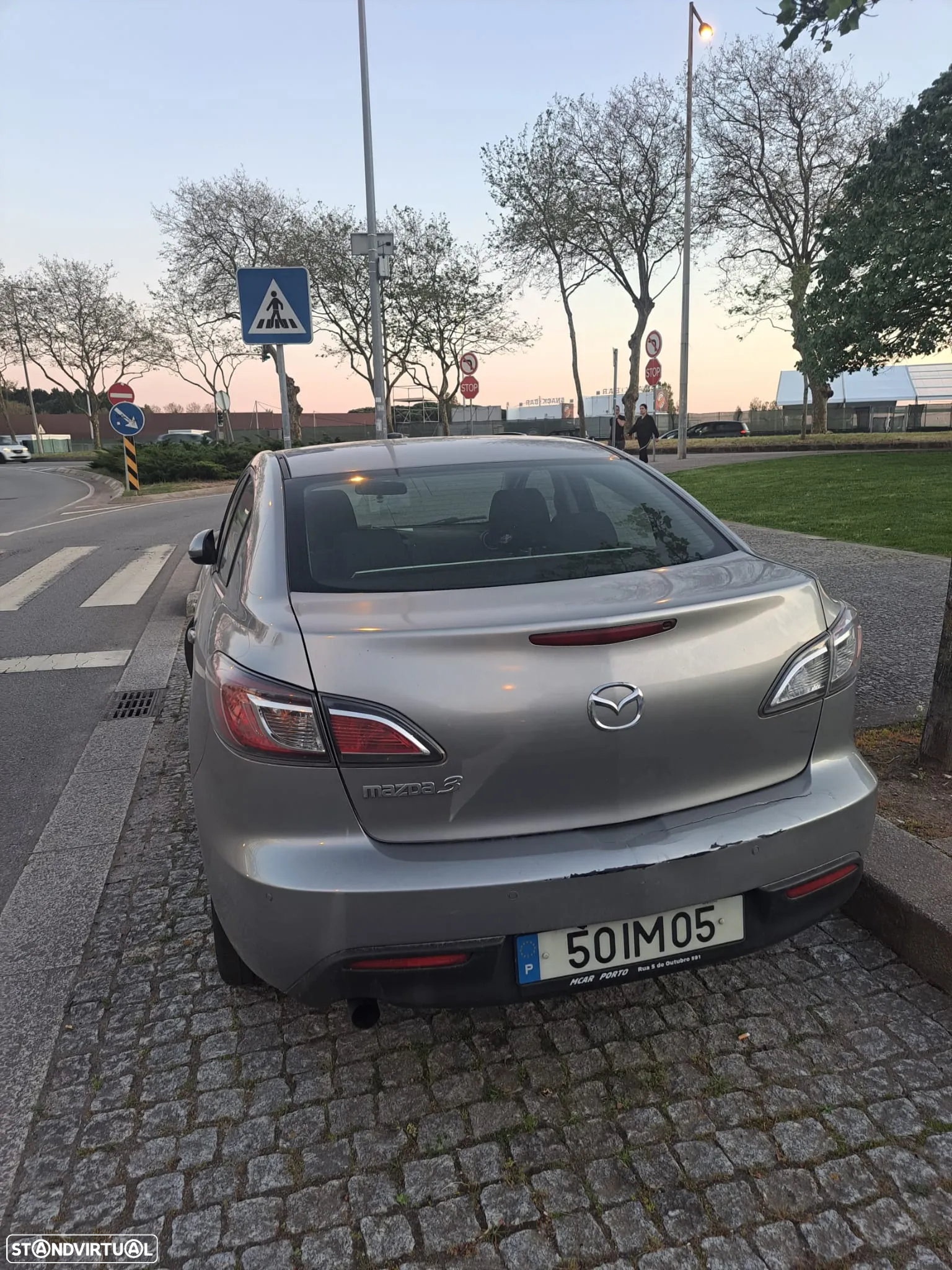 Mazda 3 MZ-CD 1.6 Sport Cin./Beje - 8
