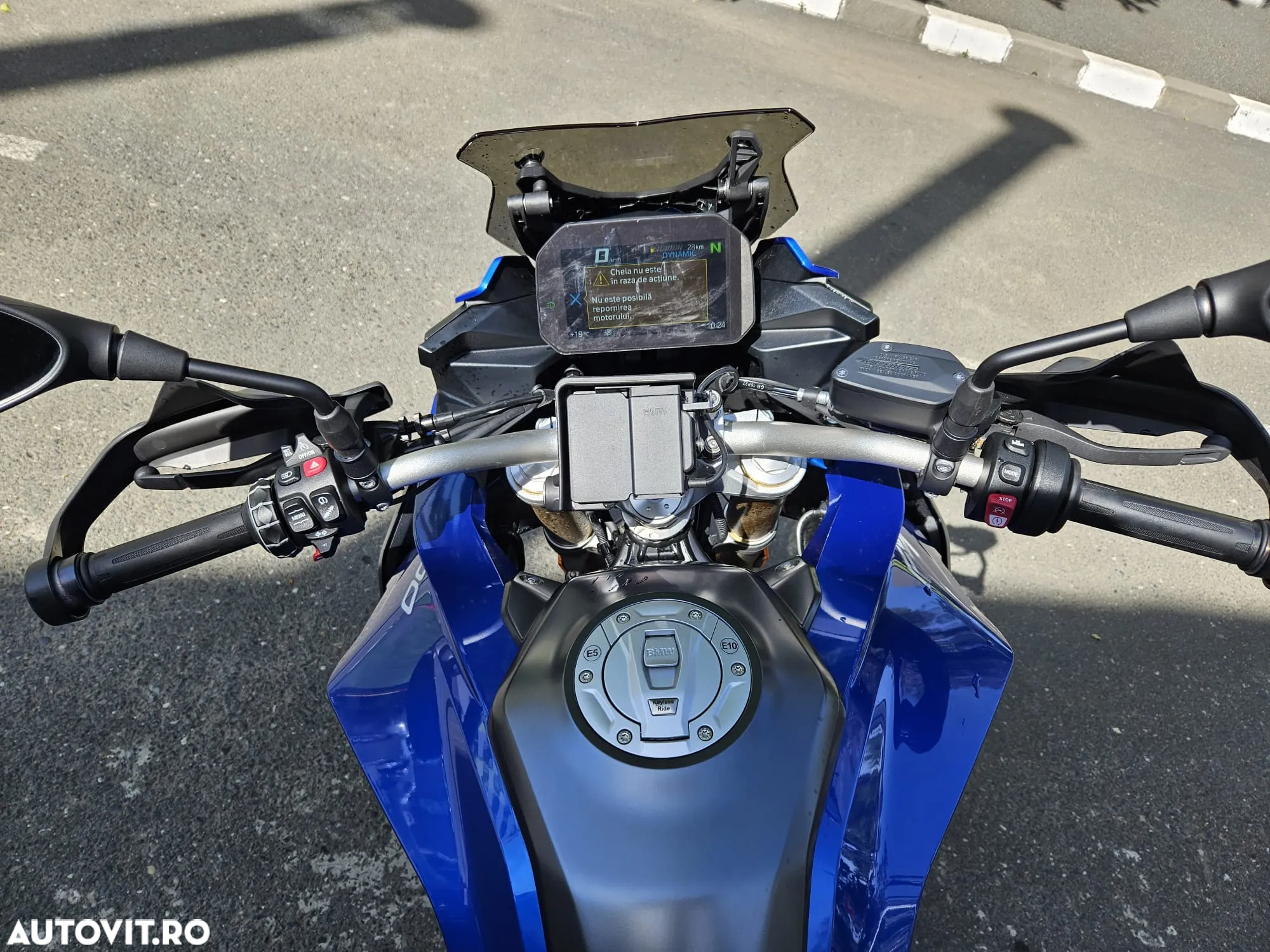 BMW F900XR - 3